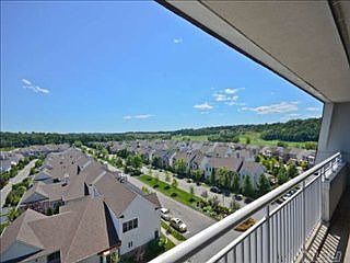 3rd image of 100 Harbor View Dr Condo 616