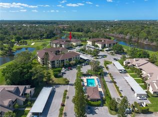 221 Fox Glen Dr APT 2209, Naples, FL 34104