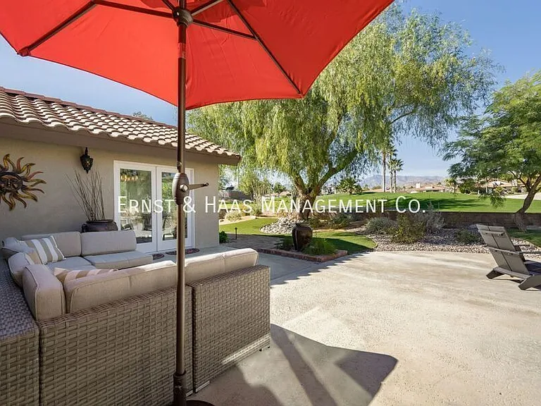 8780 Warwick Dr — Photo 7