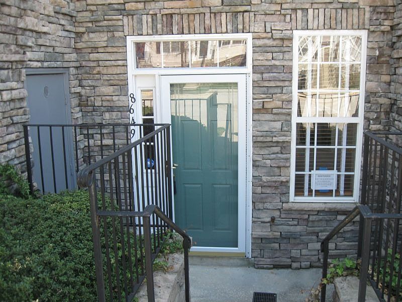1st image of 8649 Willow Leaf Ln