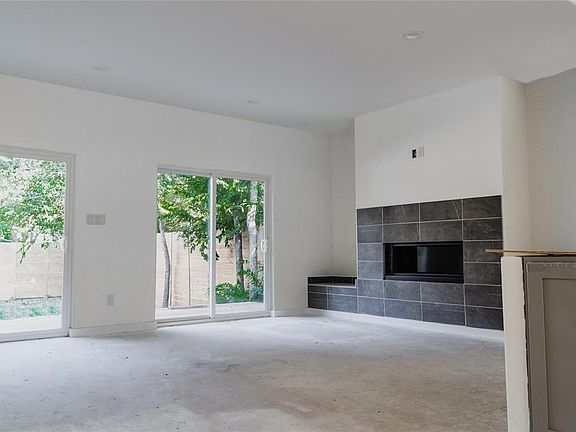 3rd image of 8631 Santa Clara Dr