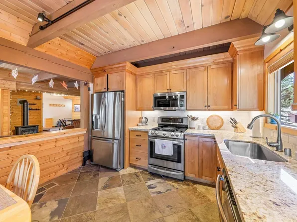 13320 Solvang Way, Truckee, CA 96161