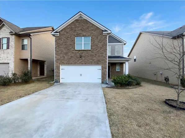 2611 Lovejoy Crossing Dr, Hampton, GA 30228