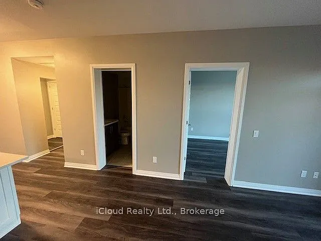 95 Dundas St W #325 — Photo 11