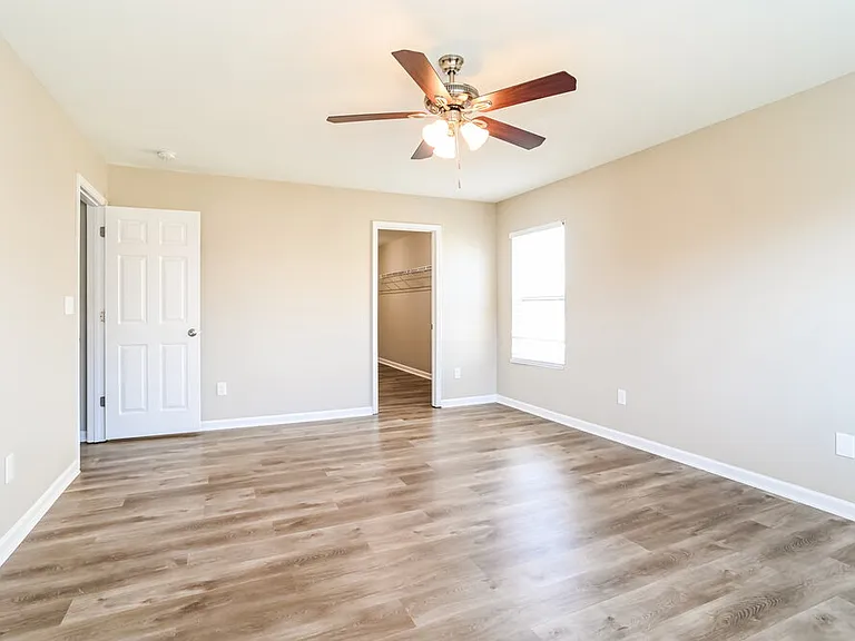 1016 Yellow Bee Rd — Photo 11