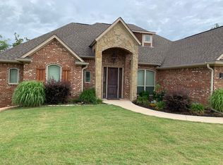 213 Strait Ln, Longview, TX 75604