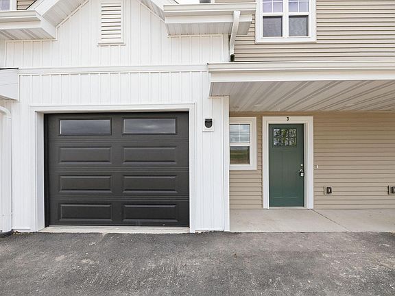 2nd image of 1364 Marigold DRIVE #3