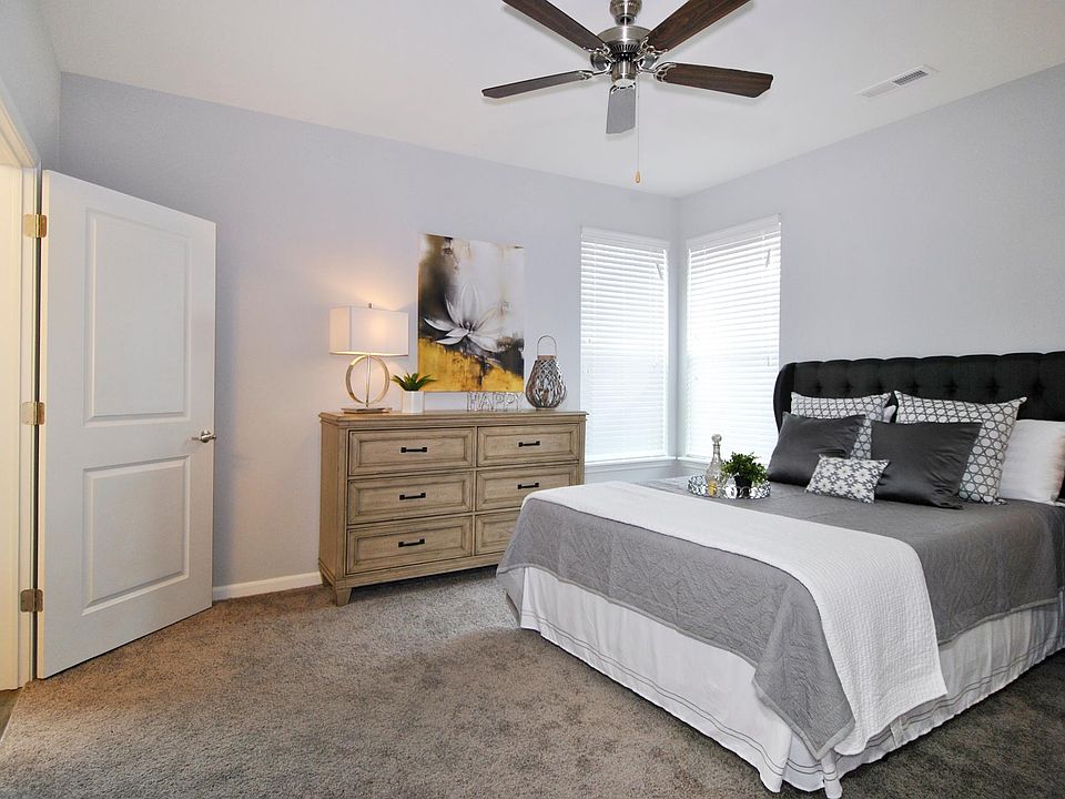 1st image of 840 Tosomock Cir #209