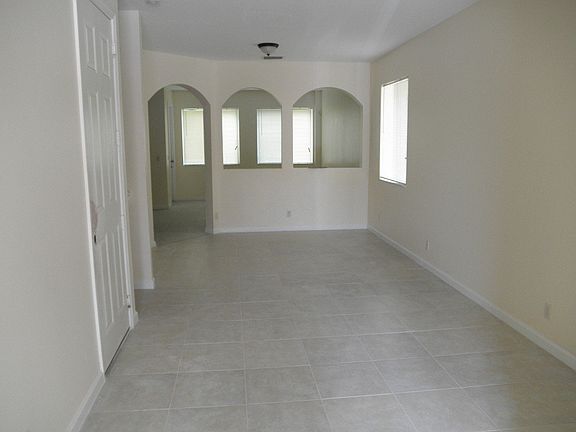 2nd image of 4405 Cotswold Hills Dr