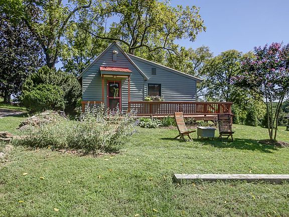Cottage overlooks pastoral fields