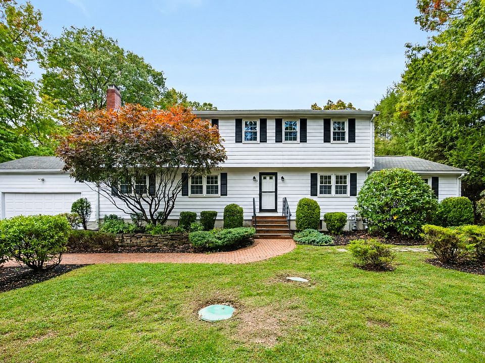1st image of 35 Eagle Dr