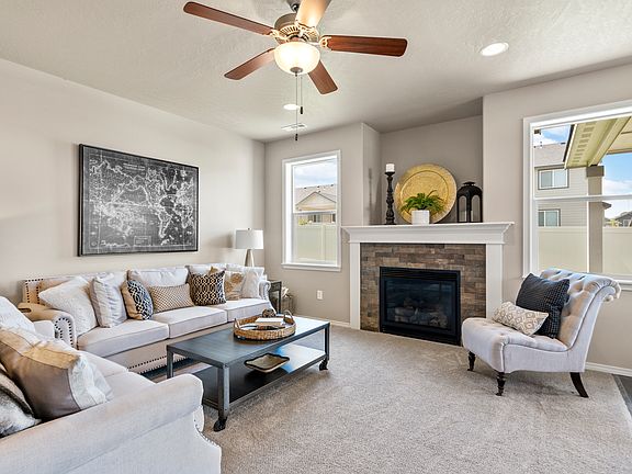 Hudson - Living Room 2
