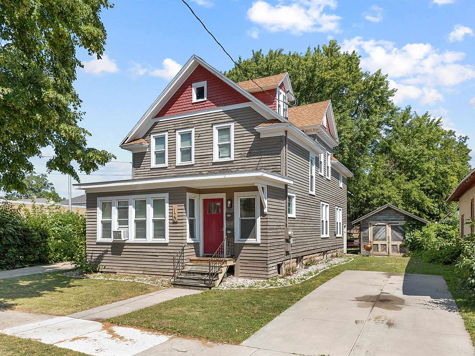 1st image of 120 E Pacific St