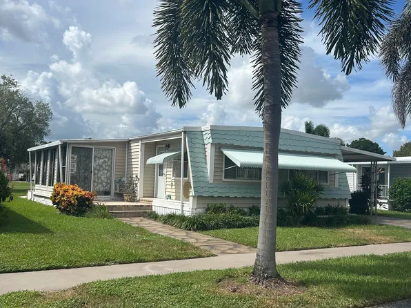 132 NW 53RD Place, Deerfield Beach, FL 33064