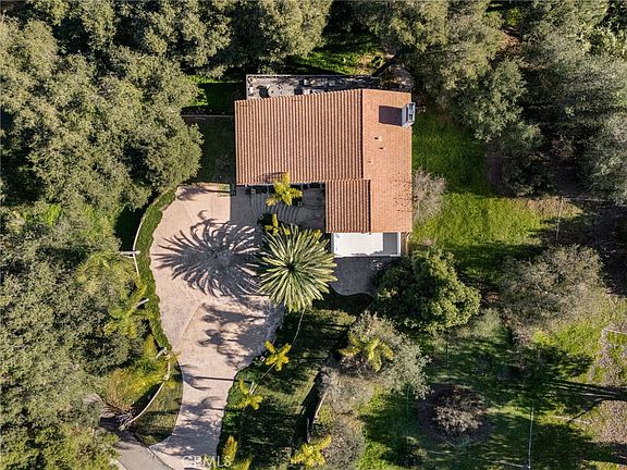 4th image of 48980 De Luz Rd
