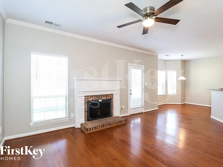 13505 Walkers Creek Dr — Photo 5