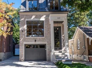 105 Rumsey Rd, Toronto, ON M4G 1P1