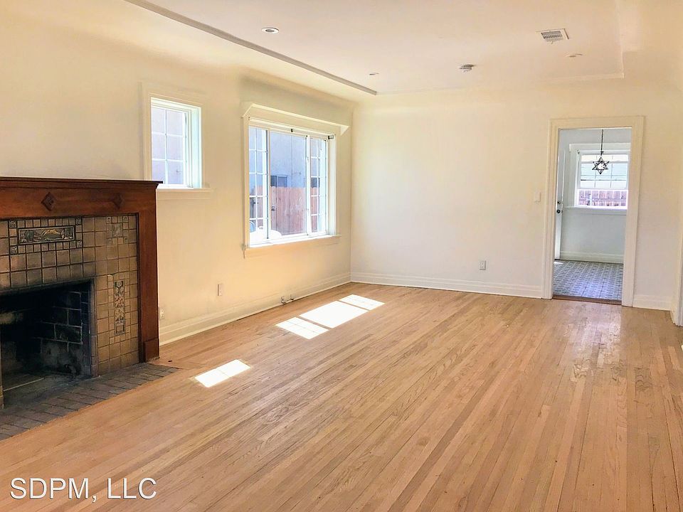 1st image of 4036 32nd St