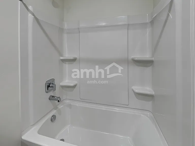 1232 W Mahogany St — Photo 14
