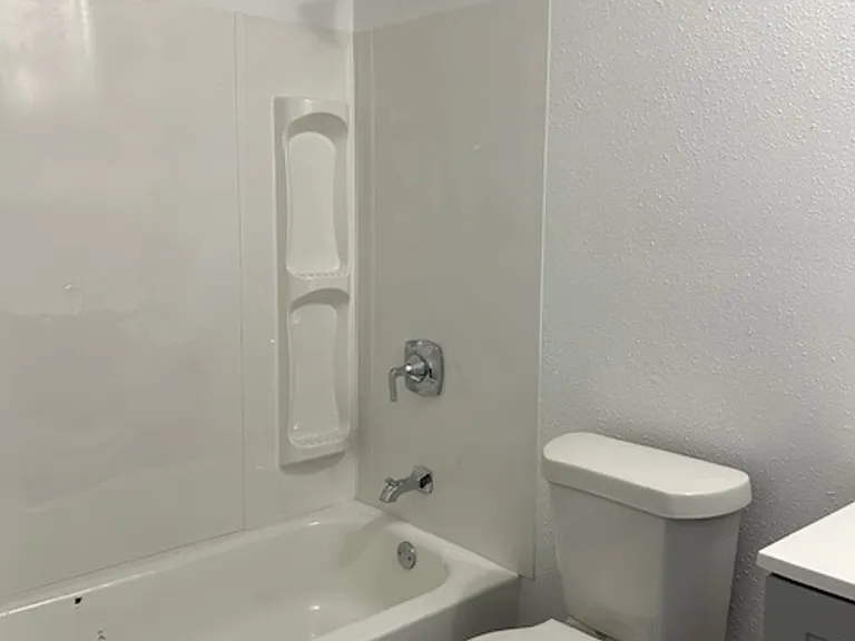 T-Square Apartments — Photo 15