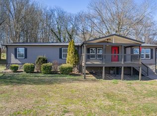 407 Oakview Dr, Columbia, TN 38401