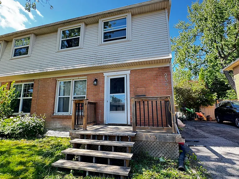 237 Homestead Cres #BASEMENT — Photo 1