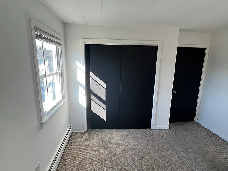 4 Madison Rd #B — Photo 10