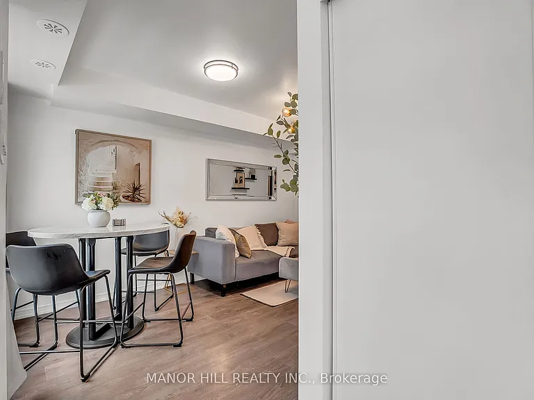 7 Applewood Ln #228 — Photo 5