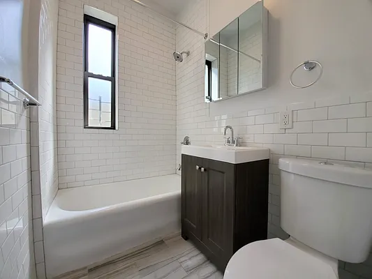 Rented by Living New York | media 42