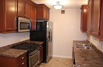 5th image of 6400 68th Ave N