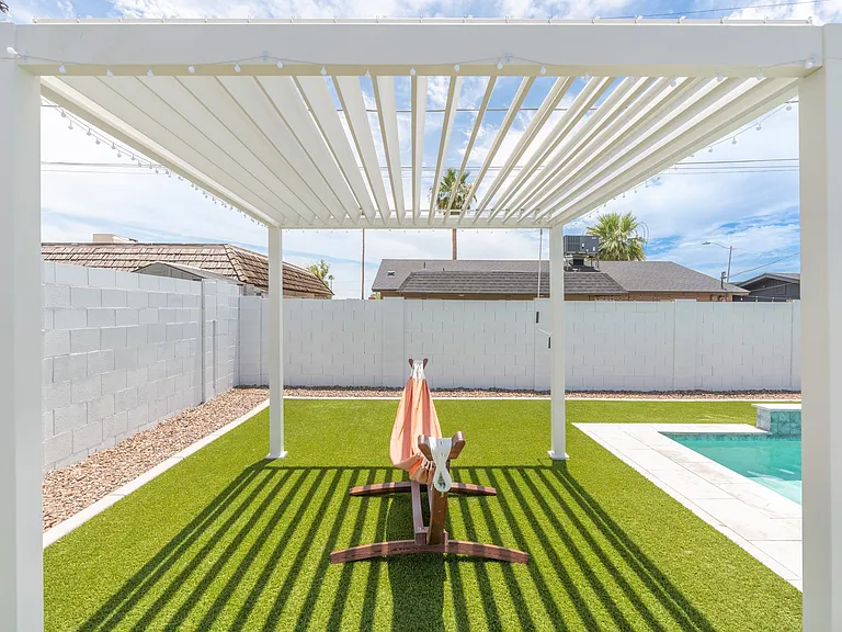 7735 E Latham St — Photo 32
