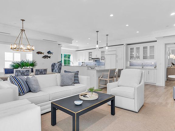 4th image of 1 Residence Ln #102