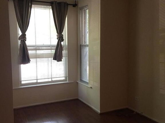 4th image of 3032 N Seminary Ave #11knfdype