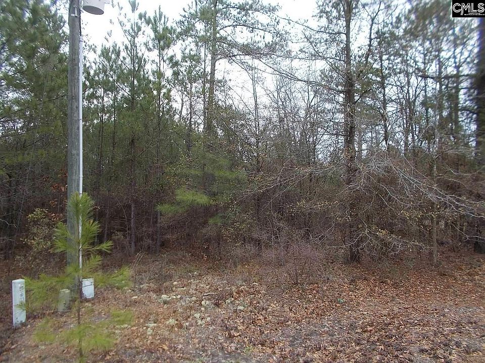 1st image of 319 Deerfield Dr