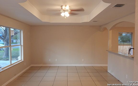3rd image of 506 Moselle Ave