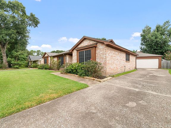 5th image of 25902 Fairbrook Ln