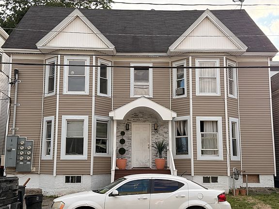 4th image of 125 Pierce Street