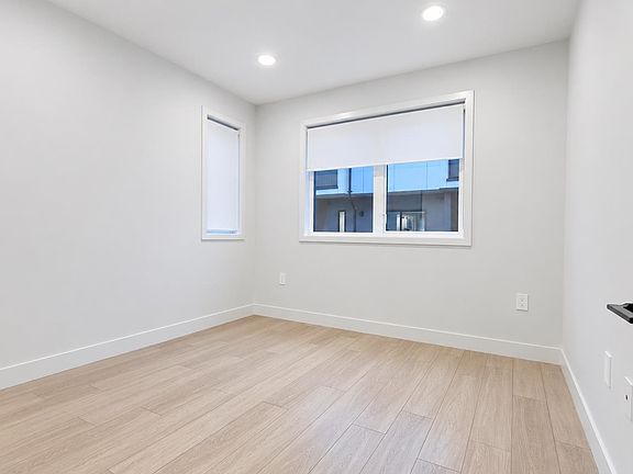 5th image of 8300 No 3 Rd #3