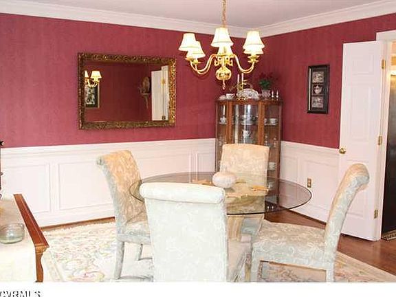 4th image of 2102 Carbon Hill Pl