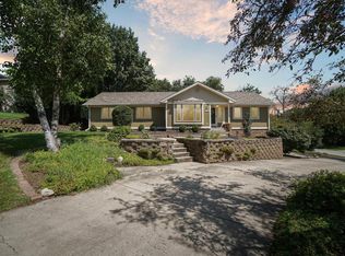 1290 Lexington Ct, Brookfield, WI 53045