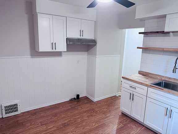3rd image of 3666 W 117th St #1