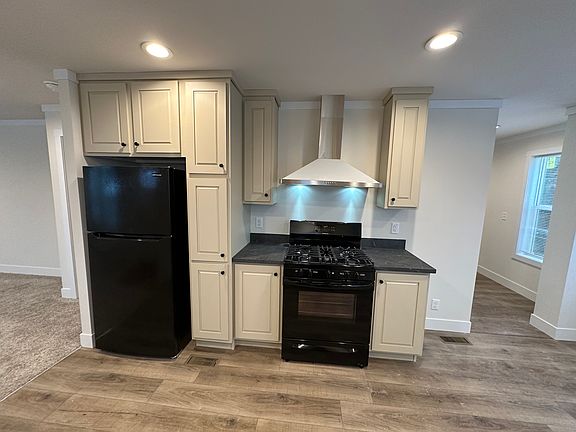 5th image of 165 S Opdyke Rd Lot 124