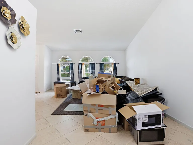 2171 NW 76th Ave — Photo 5