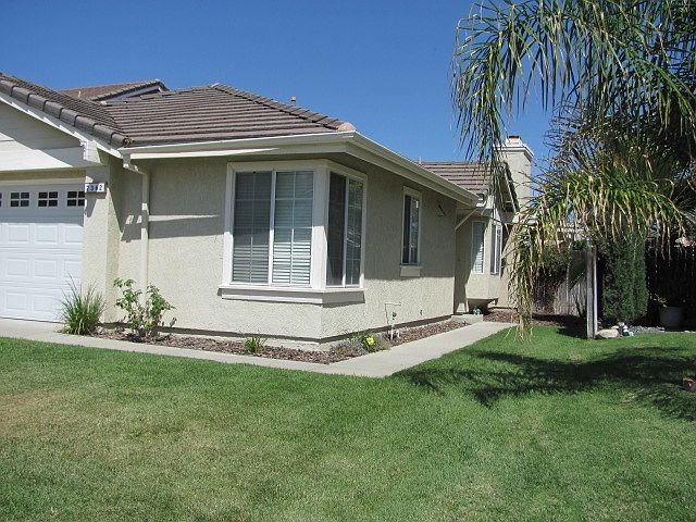 1st image of 2362 Mimosa Ave