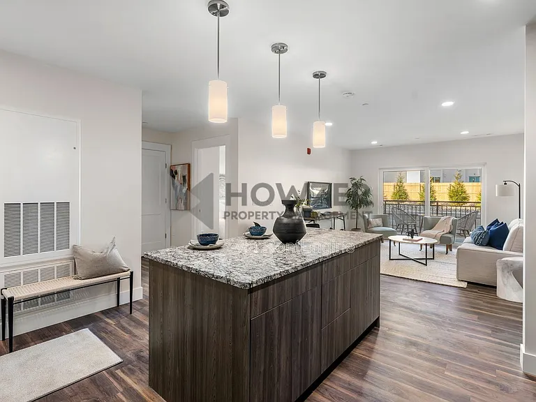 850 Falmouth Rd — Photo 15