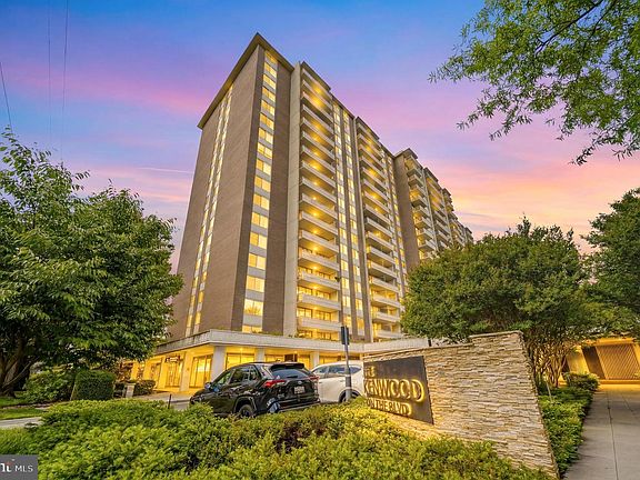 2nd image of 5101 River Rd APT 1103