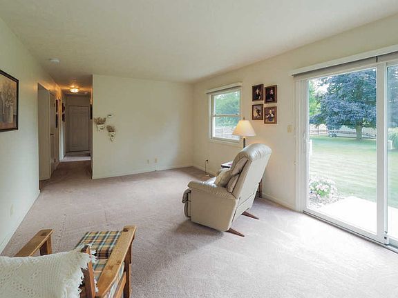 5th image of 7309 S 12th St