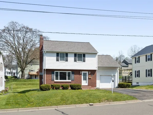 3609 Country Club Rd, Endwell, NY 13760