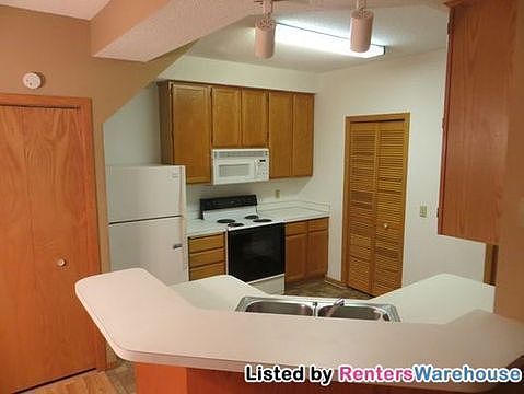 2nd image of 15321 Greenhaven Ln APT 106