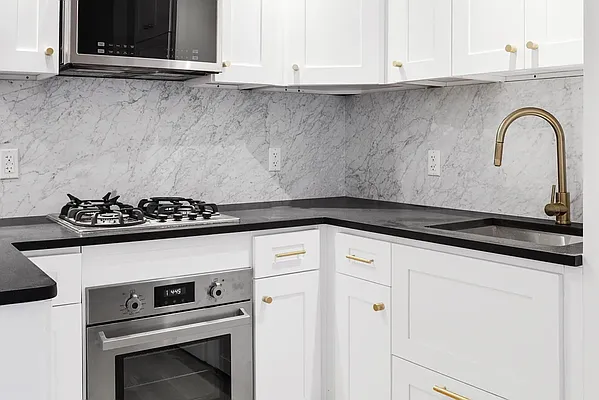 Rented by REAL New York | media 5